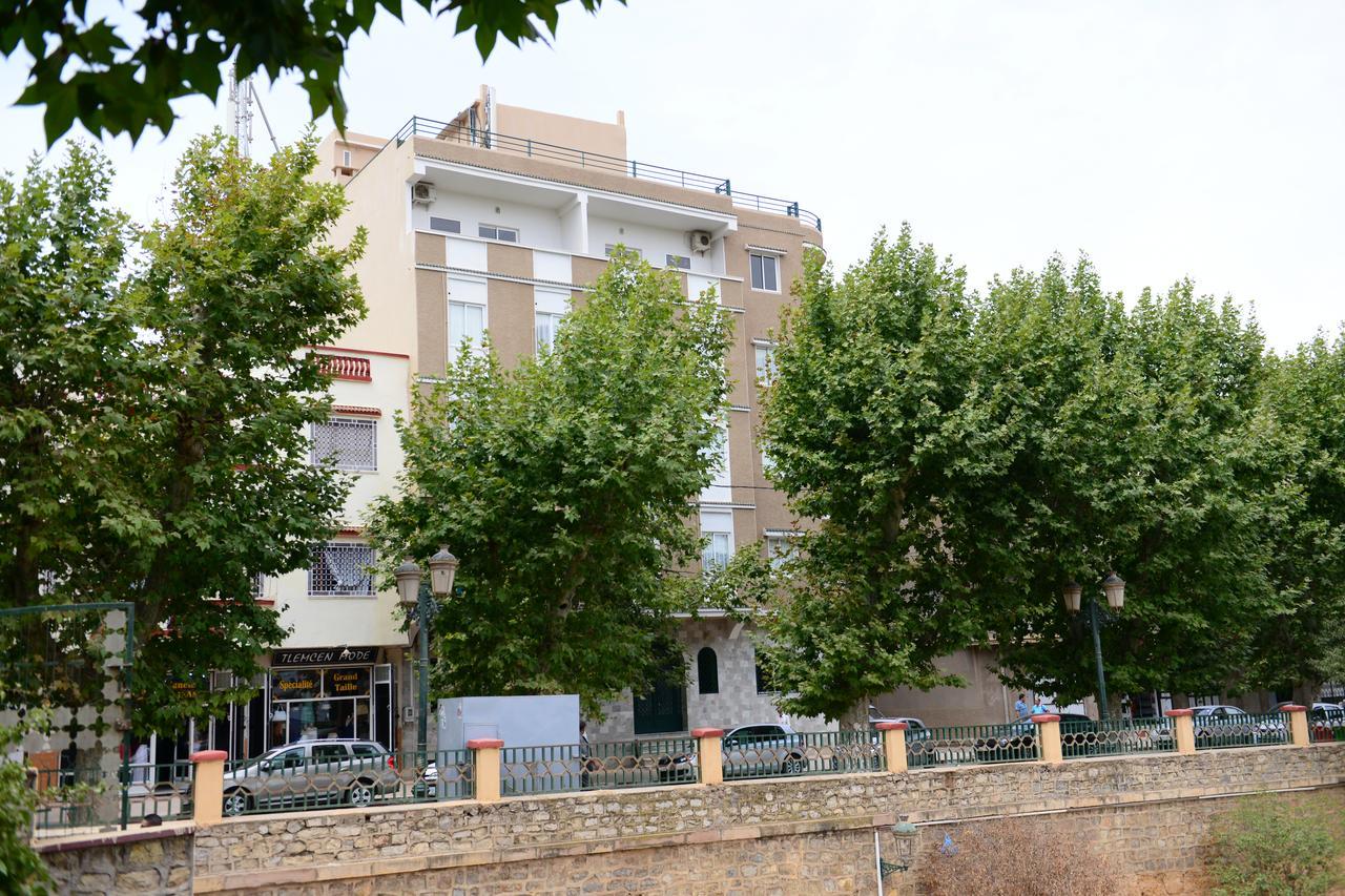 Hotel Grand Bassin Tremecén Exterior foto